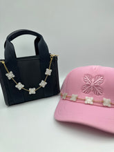 Load image into Gallery viewer, Hawaiian Quilt Trucker/Bag Jewelry
