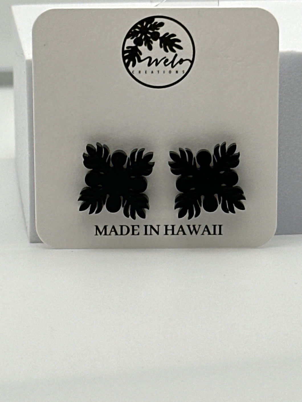 Medium Sized Hawaiian Quilt Studs